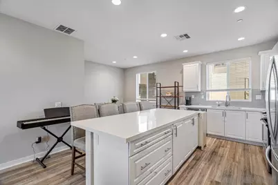  2548 S S Escondido Blvd #906, Escondido, CA 92025 - Photo 9