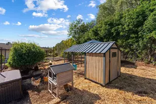 8 Country Glen Rd, Fallbrook, CA 92028 - Photo 25