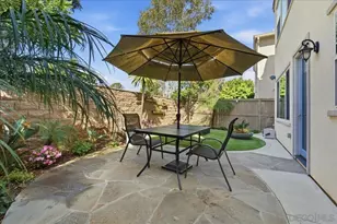 2076 Blue Oak Ln, Vista, CA 92084 - Photo 13