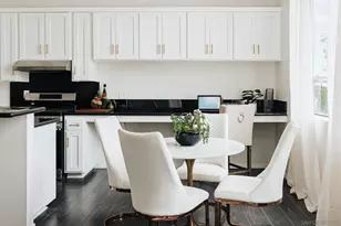 4652 Don Lorenzo Dr, Los Angeles, CA 90008 - Photo 11