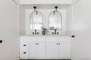 4652 Don Lorenzo Dr, Los Angeles, CA 90008 - Photo 25