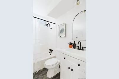  4652 Don Lorenzo Dr #A, Los Angeles, CA 90008 - Photo 9