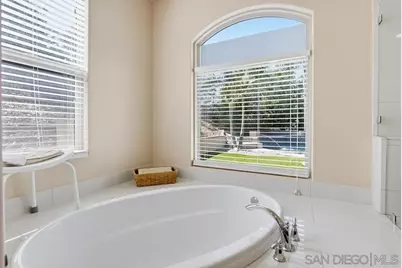  232 Calle Florecita, Escondido, CA 92029 - Photo 23