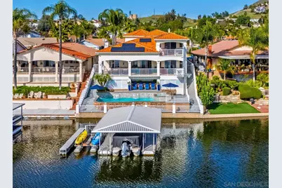  30325 Cove View St, Canyon Lake, CA 92587 - Photo 1