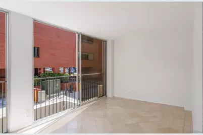  7811 Eads Avenue #206, La Jolla, CA 92037 - Photo 9
