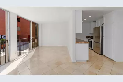  7811 Eads Avenue #206, La Jolla, CA 92037 - Photo 5