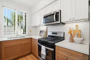 370 Carmel Creeper Pl, Encinitas, CA 92024 - Photo 5