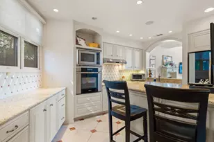 7337 Draper Ave, La Jolla, CA 92037 - Photo 15