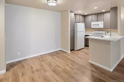  580 Camino De La Reina #321, San Diego, CA 92108 - Photo 13