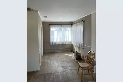  2700 W 85th St, Inglewood, CA 90305 - Photo 9