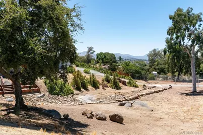  2855 N Victoria Dr, Alpine, CA 91901 - Photo 31