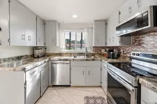 12130 Rancho Bernardo Rd, San Diego, CA 92128 - Photo 13