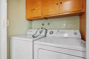 12127 Santiago Rd W, San Diego, CA 92128 - Photo 11