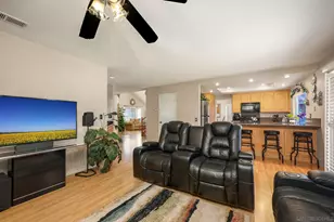 810 Crosspoint Ct, San Diego, CA 92114 - Photo 7