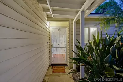  11038 Larkridge St, Santee, CA 92071 - Photo 5