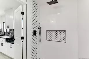 244 26th St, San Diego, CA 92102 - Photo 17