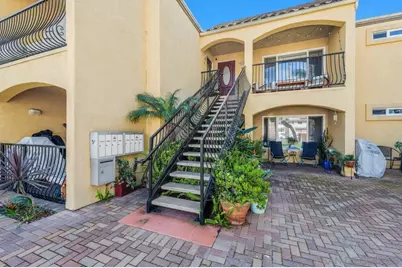  1915 Emerald St #F, San Diego, CA 92109 - Photo 3