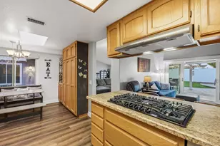 849 Muirfield Dr, Oceanside, CA 92058 - Photo 5