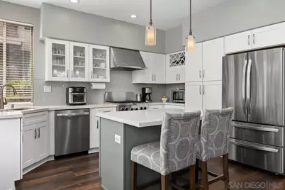  997 Masters Dr, Oceanside, CA 92057 - Photo 3