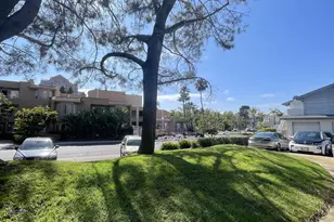 4044 Crystal Dawn Ln, San Diego, CA 92122 - Photo 3