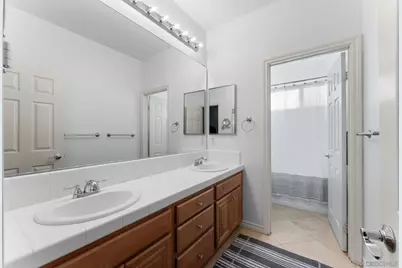  732 N Fox Run Pl, Chula Vista, CA 91914 - Photo 17