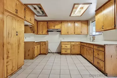  10036 Arleta Ave, Los Angeles, CA 91331 - Photo 17