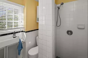 7227 Olivetas Ave, La Jolla, CA 92037 - Photo 33