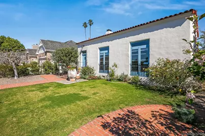  7227 Olivetas Ave, La Jolla, CA 92037 - Photo 37