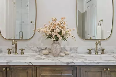  8390 Cliffridge Ln, La Jolla, CA 92037 - Photo 49