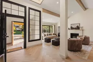 8390 Cliffridge Ln, La Jolla, CA 92037 - Photo 9