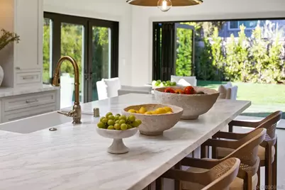  8390 Cliffridge Ln, La Jolla, CA 92037 - Photo 27