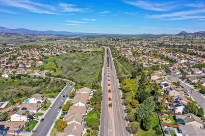  924 Glendora Dr, Oceanside, CA 92057 - Photo 39