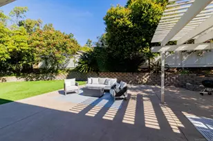 2518 Caminito La Paz, La Jolla, CA 92037 - Photo 43