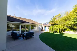 2518 Caminito La Paz, La Jolla, CA 92037 - Photo 45