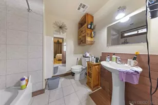 1380 Oak Hill Dr, Escondido, CA 92026 - Photo 19
