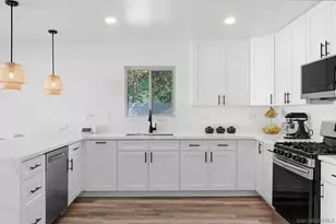 7742 Shorewood Dr, San Diego, CA 92114 - Photo 21