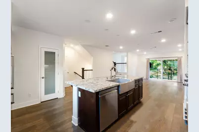  2400 Torrey Pines Rd #112, La Jolla, CA 92037 - Photo 5