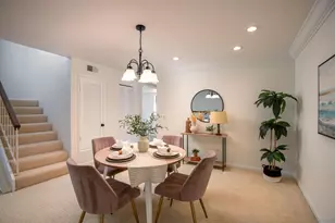 7975 Caminito Del Cid, La Jolla, CA 92037 - Photo 9