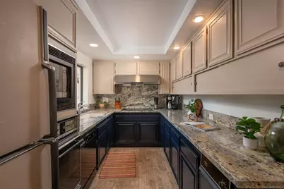  7975 Caminito Del Cid, La Jolla, CA 92037 - Photo 11