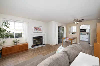  1050 La Tortuga Dr #15, Vista, CA 92081 - Photo 3