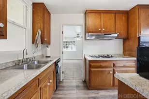 4534 Chateau, San Diego, CA 92117 - Photo 11