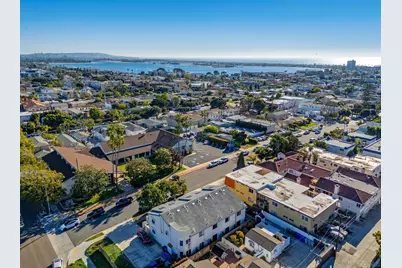  1568 Thomas Ave, San Diego, CA 92109 - Photo 21