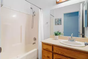 1568 Thomas Ave, San Diego, CA 92109 - Photo 11