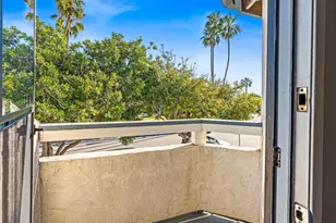 1568 Thomas Ave, San Diego, CA 92109 - Photo 15