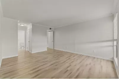  9229 Village Glen Dr #136, San Diego, CA 92123 - Photo 11