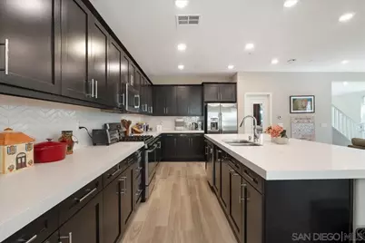  683 Grant Ct, Vista, CA 92083 - Photo 7