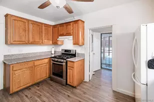 2925 Franklin Ave, San Diego, CA 92113 - Photo 7