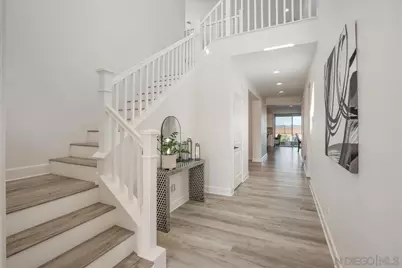  1517 Leonis Pl, Vista, CA 92083 - Photo 3