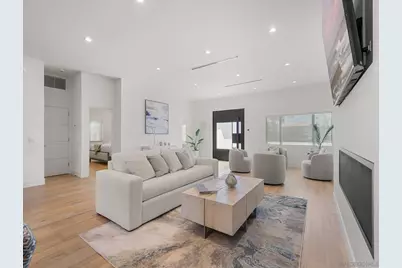 4386 Newport Ave, San Diego, CA 92107 - Photo 5