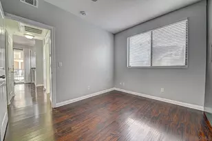 555 Maine Ave, Long Beach, CA 90802 - Photo 15